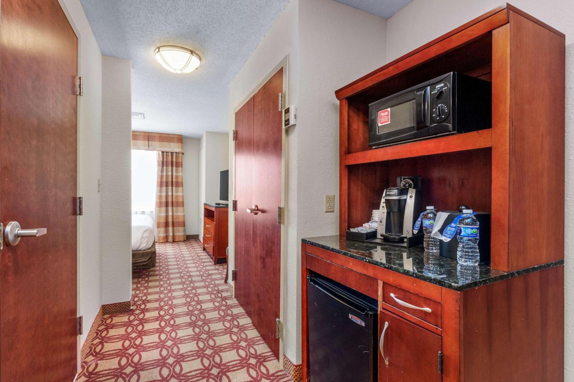 Hilton Garden Inn Starkville Zewnętrze zdjęcie